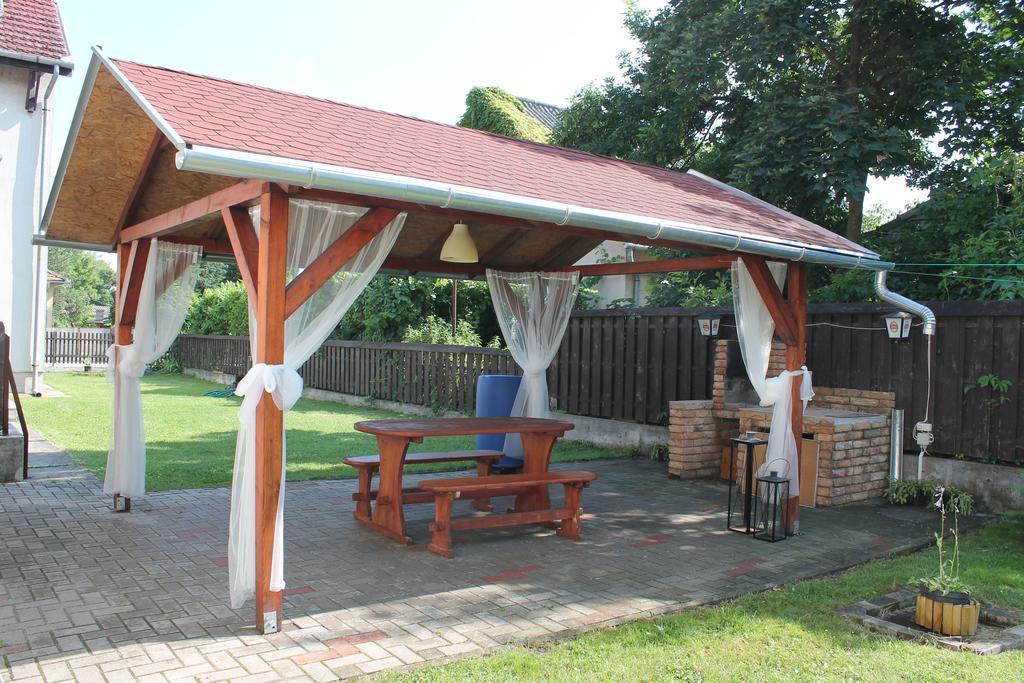 Bestapartman Balatonboglár Exteriör bild